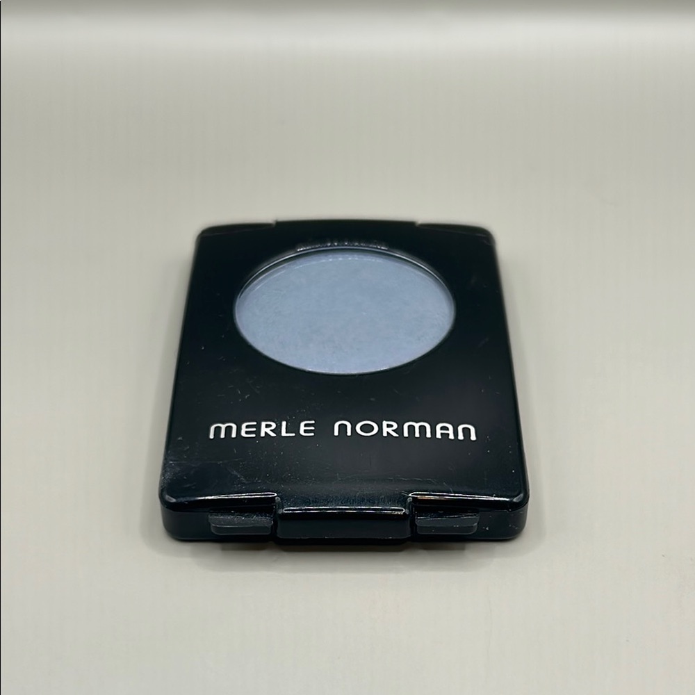Merle Norman Blue Eyeshadow Compact